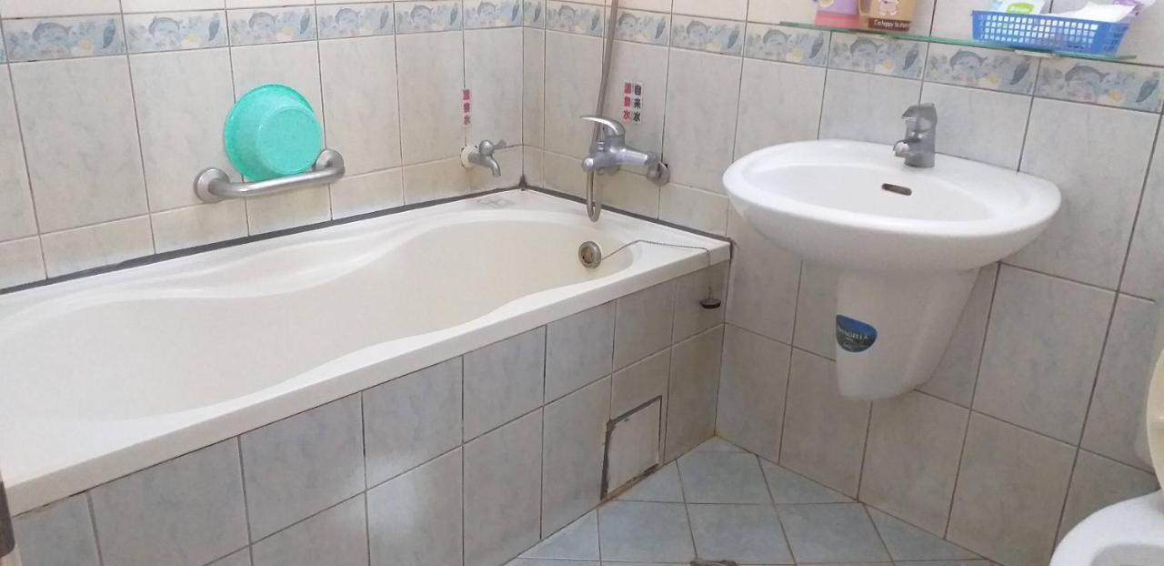 Jin Ge Hot Spring Hotel Jiaoxi Bagian luar foto